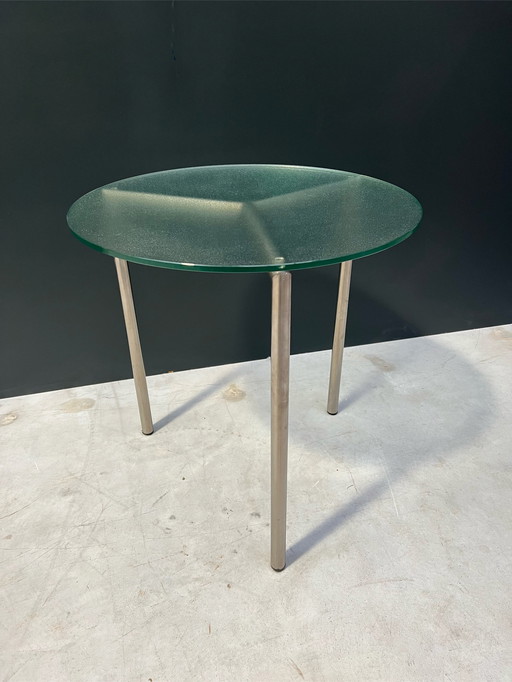 Table d'appoint design