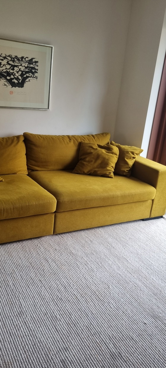 Image 1 of Homestock Haarlem sofa