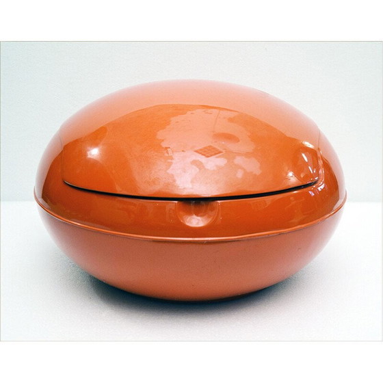 Image 1 of Vintage Egg plastic armchair and fabric cushion by Peter Ghyczy, 1960