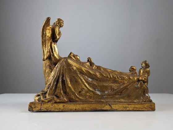 Image 1 of Queen And Angels Sculpture In Golden Terracotta