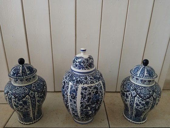 Image 1 of Cabinet Set Antique Delftware