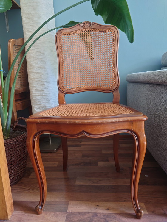 Image 1 of 4x Chaises cannées de salle à manger en bois de style Louis XV français