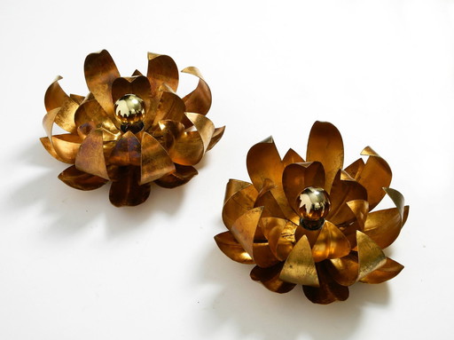 Pair Of Beautiful 70'S Gilded Floral Wall Or Ceiling Lamp With Large Leaves In Regency Design