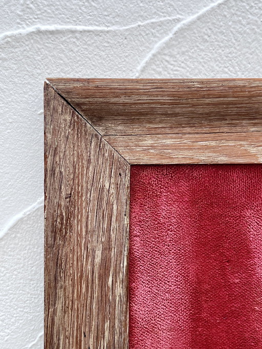  Wood Frame With Velvet