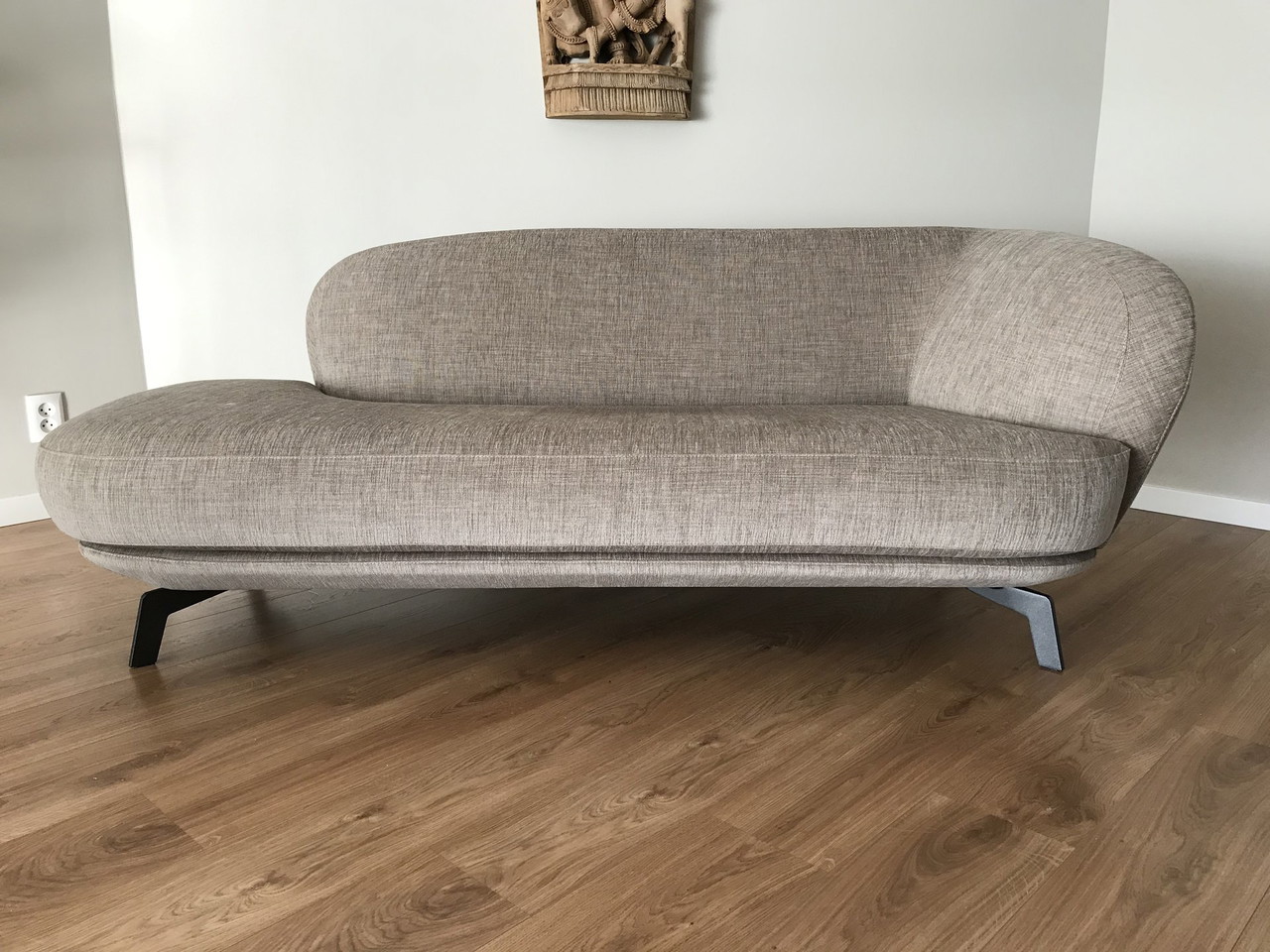 Leolux Flint Divan large chaise longue