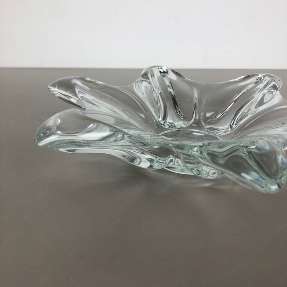 Image 1 of Vintage crystal glass bowl with floral motifs for Art Vannes, France 1970s