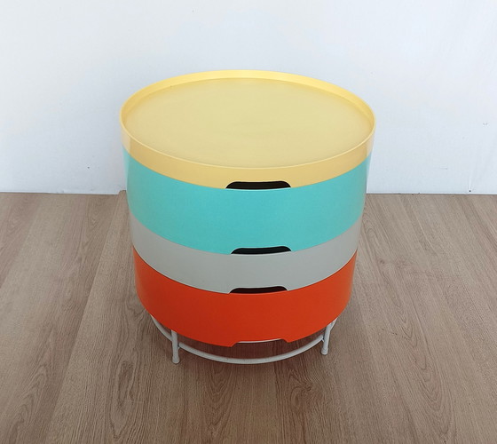 Image 1 of Boîte de rangement/table Ikea 1980