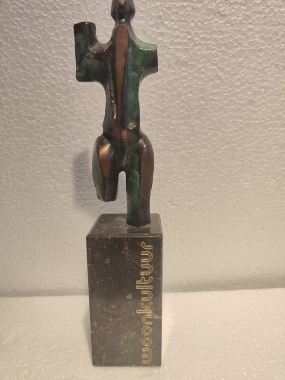 Image 1 of Statua in bronzo di Jo Ramakers su granito per l'arte domestica