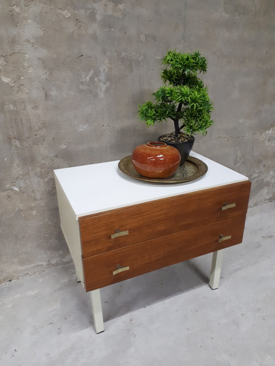 Image 1 of Comodino vintage anni '60 con cassettiera