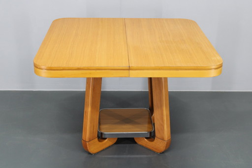 1970S Italian Extendable Dining Table In Maple Finish