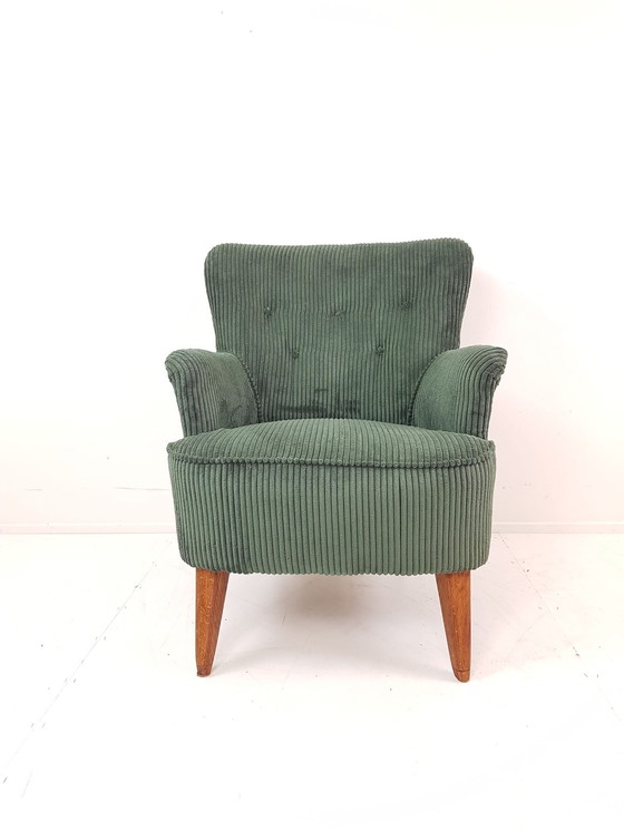 Image 1 of Green Armchair Ribbed Fabric Artifort Theo Ruth