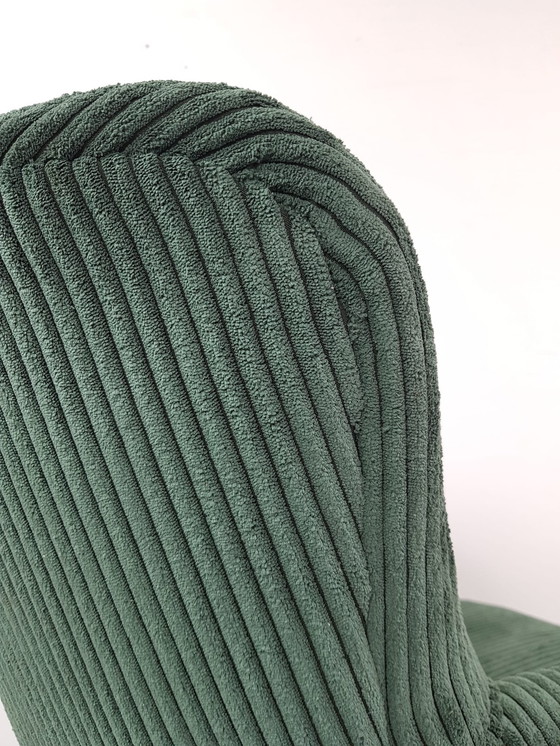 Image 1 of Green Armchair Ribbed Fabric Artifort Theo Ruth