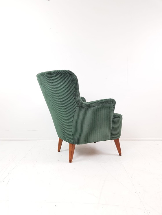 Image 1 of Green Armchair Ribbed Fabric Artifort Theo Ruth