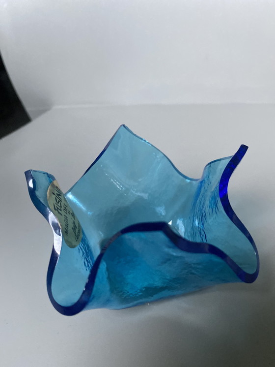 Image 1 of 3 Tissue Cups