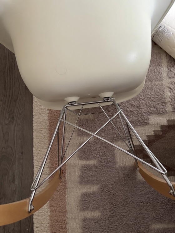 Image 1 of Fauteuil Eames en plastique Re Rar