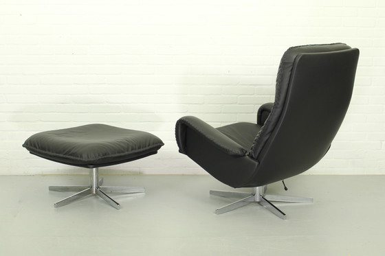 Image 1 of DS231 James Bond highback swivel chair and matching ottoman by de Sede Switzerland