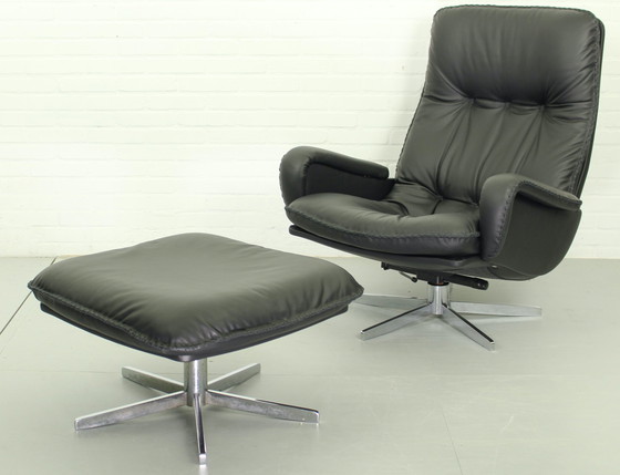 Image 1 of DS231 James Bond highback swivel chair and matching ottoman by de Sede Switzerland