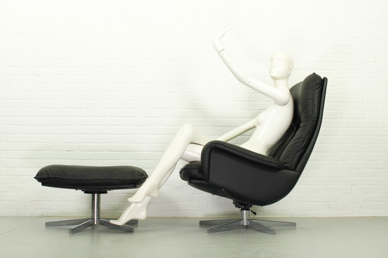 Image 1 of DS231 James Bond highback swivel chair and matching ottoman by de Sede Switzerland