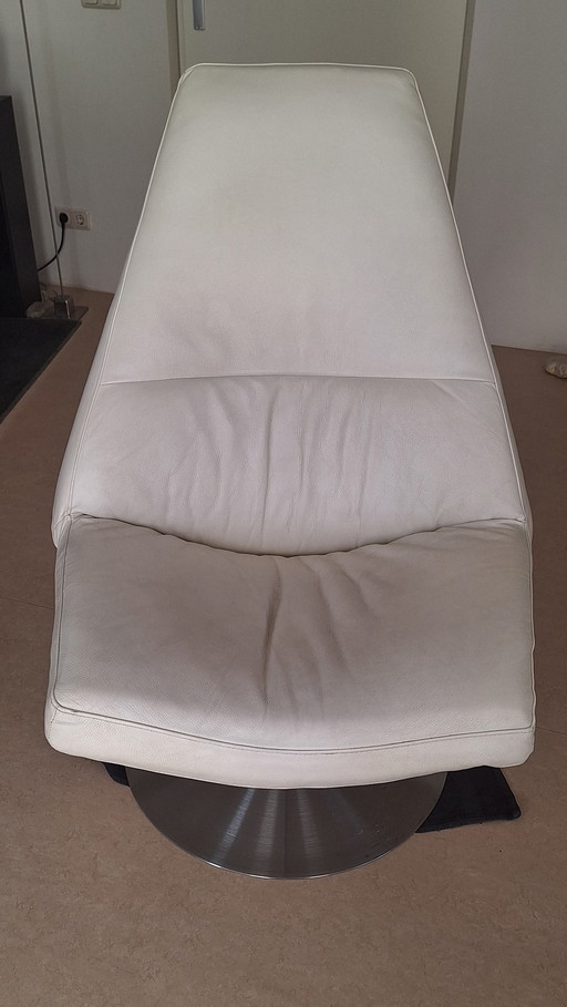 Fauteuil en cuir Lion avec pouf