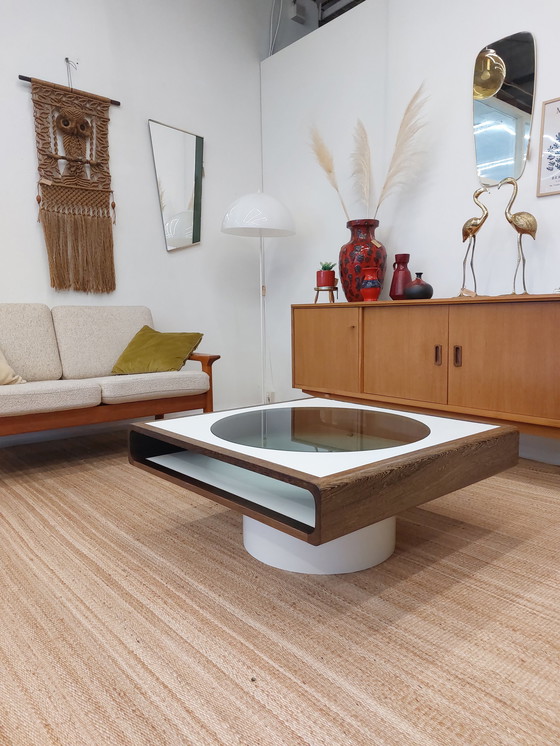 Image 1 of Table basse vintage design âge de l'espace 70s