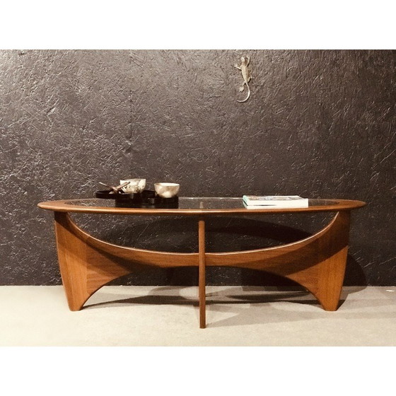 Image 1 of Vintage oval side table in teak wood and glass by Viktor Wilkins for G-Plan, United Kingdom