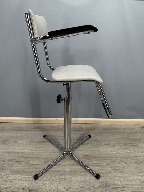 Image 1 of Gispen high chair/barber chair