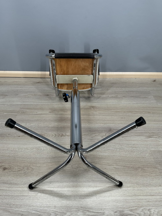 Image 1 of Gispen high chair/barber chair