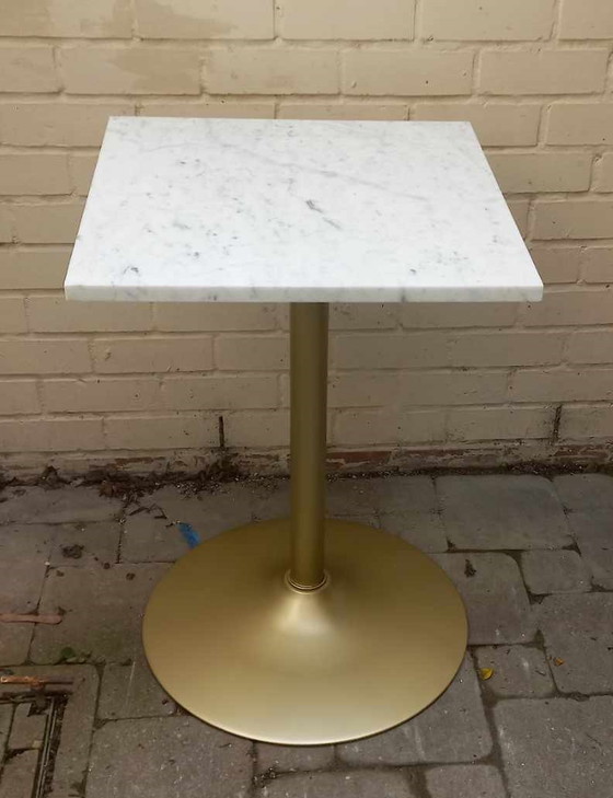 Image 1 of Vintage coffee table