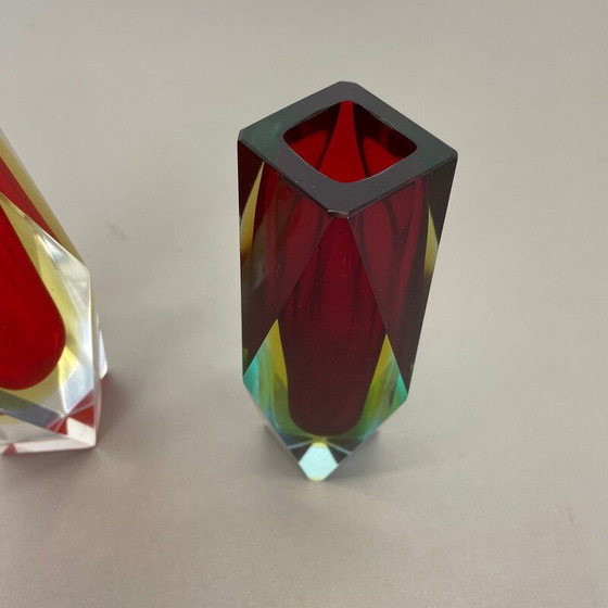 Image 1 of Pair of vintage faceted Murano glass Sommerso vases by Flavio Poli, Italy 1970s
