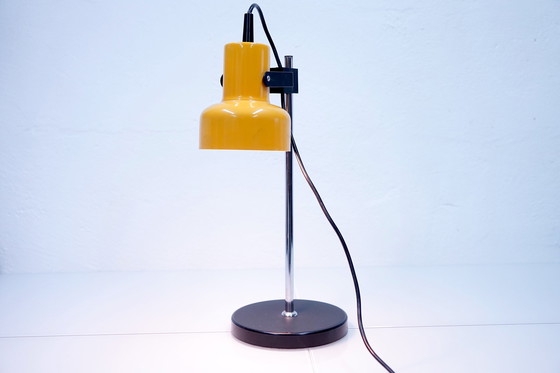 Image 1 of Lampada da tavolo gialla vintage tedesca, anni '70 