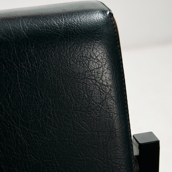 Image 1 of Mk11020 Metal Frame Armchair