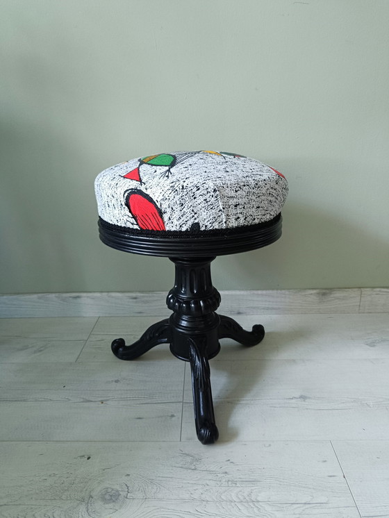 Image 1 of Height Adjustable Piano Stool