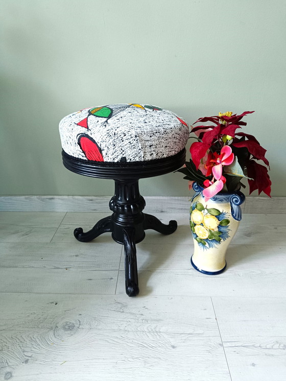 Image 1 of Height Adjustable Piano Stool