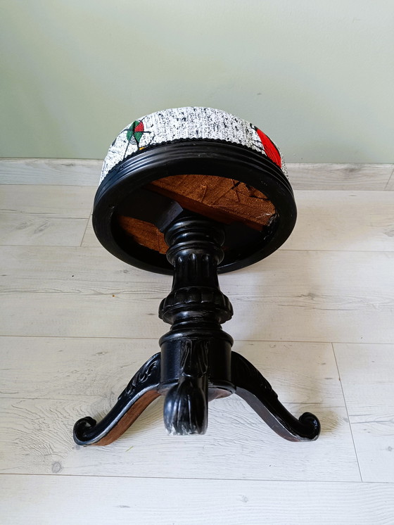 Image 1 of Height Adjustable Piano Stool