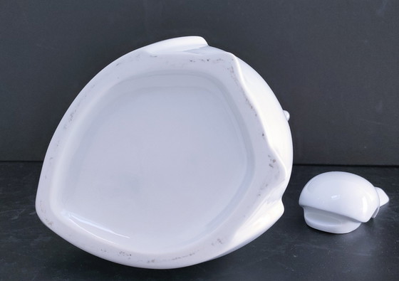 Image 1 of Decanter Oiseau Porcelaine Dlg Sandoz