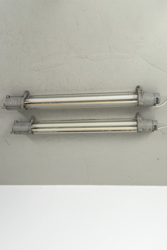 Image 1 of Paul Morse Industrie leuchten fluorescent tube