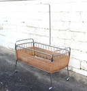 French Mid - Century crib - Vintage mobile crib in rattan and chrome 60S