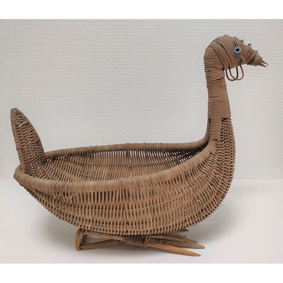 Image 1 of Vintage bird-shaped zoomorphic basket in woven wicker, 1960