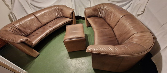 Image 1 of 2x Leolux Scarabee sofa + stool