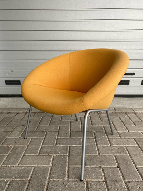 Image 1 of Knoll 369 design armchair