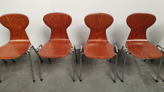 Image 1 of 6 sedie impilabili di design industriale Eromes Pagholz