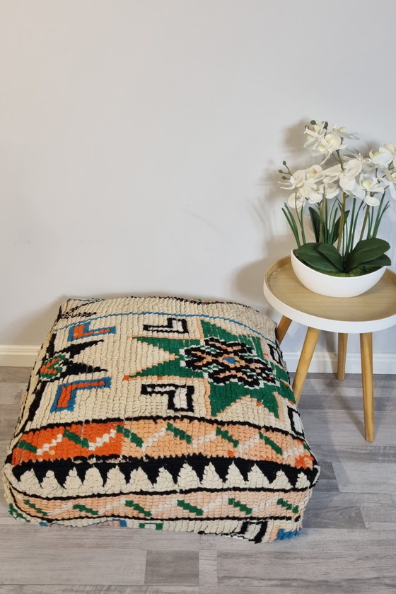 Image 1 of Pouf berbère vintage du Maroc