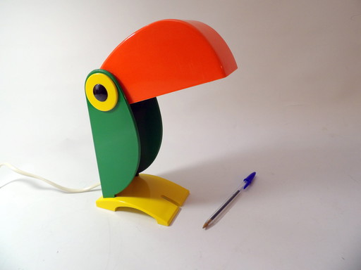 Old Timer Ferrari toucan lamp