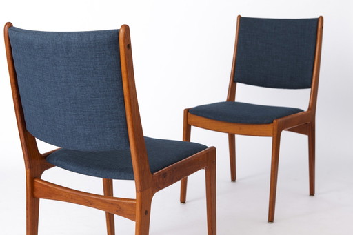 2 Danish Teak Wood Chairs By Johannes Andersen Uldum Møbelfabrik 1960S