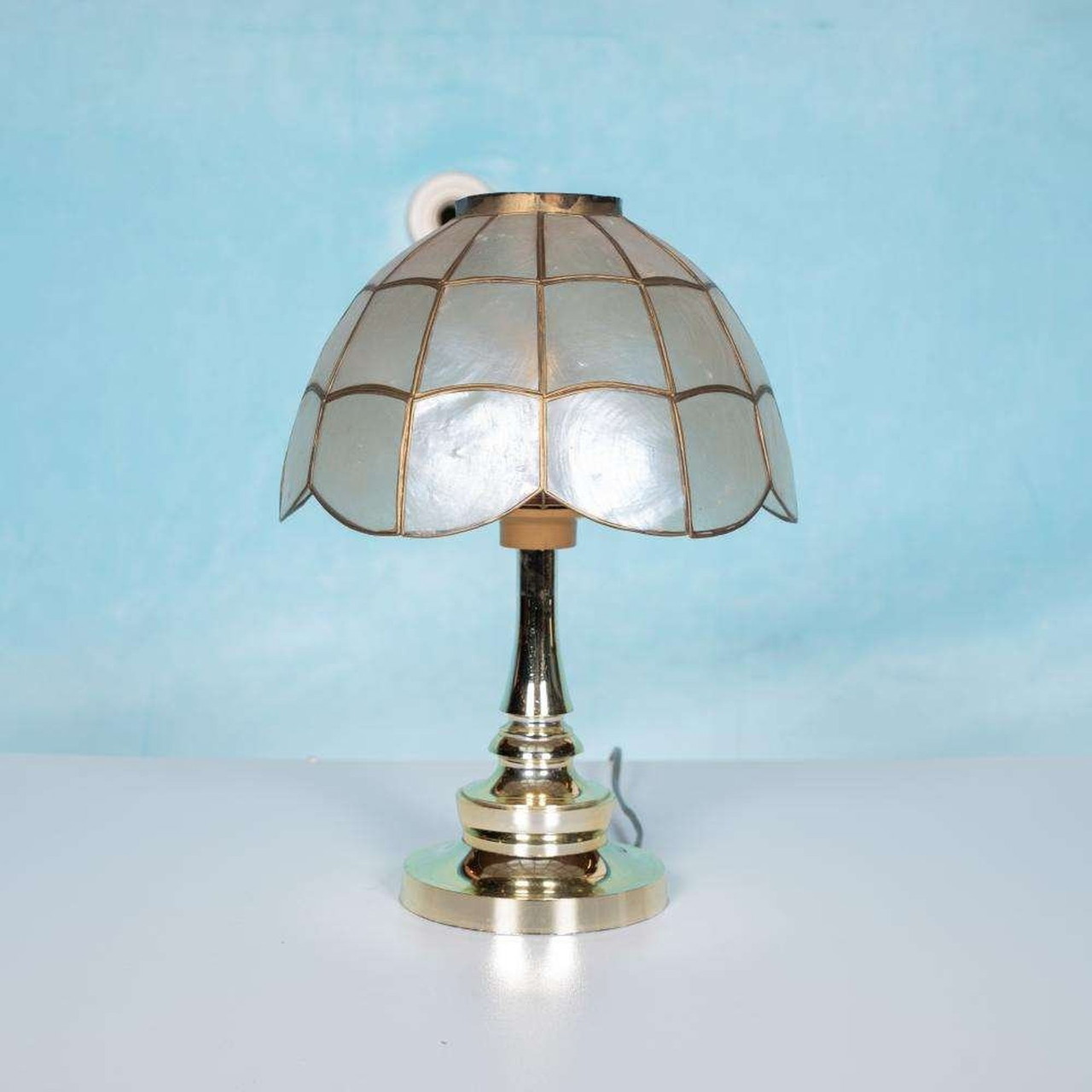 Vintage mother of pearl lamp outlet
