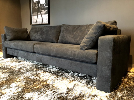 Image 1 of Makkee Sophisticated Living Maddee sofa