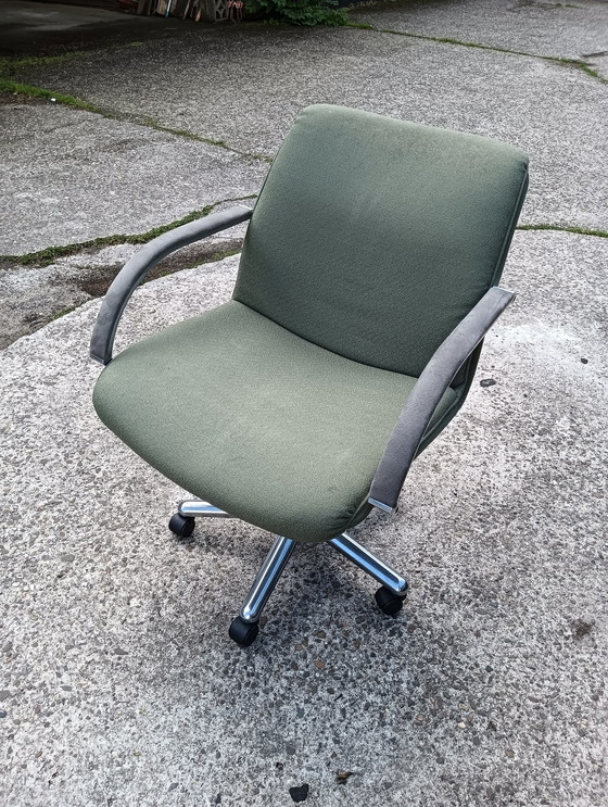 Image 1 of Artifort desk chair