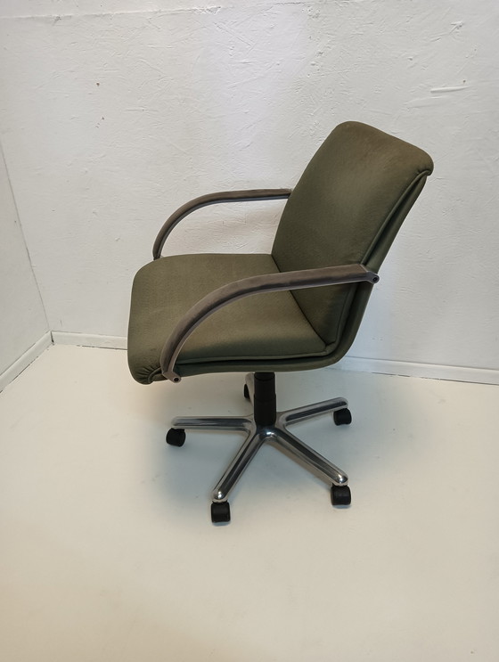 Image 1 of Artifort desk chair