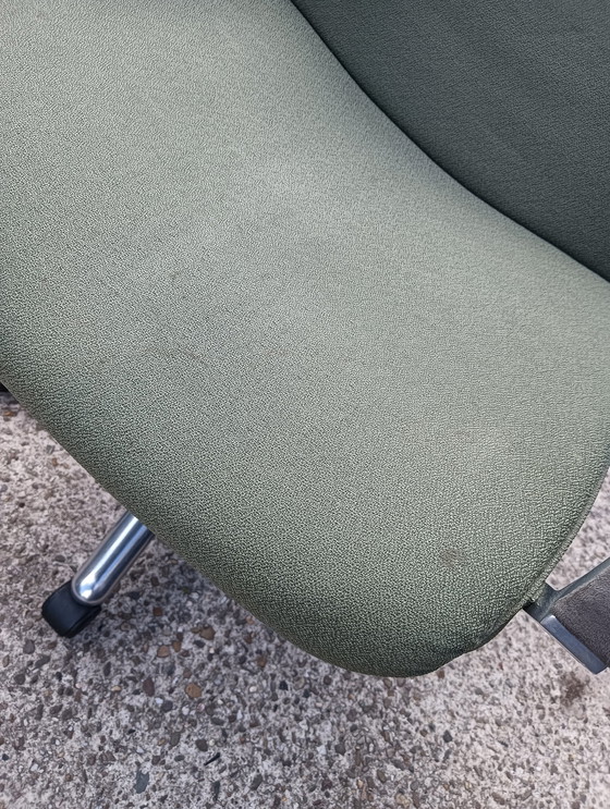 Image 1 of Artifort desk chair