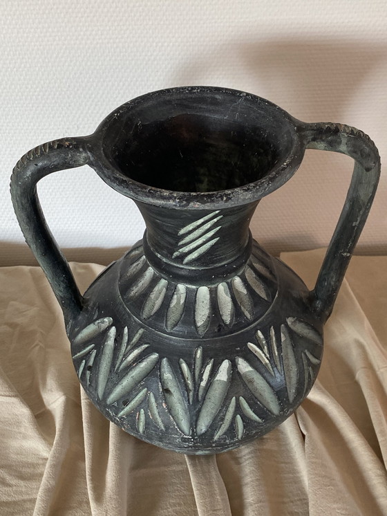 Image 1 of Vaso brutalista in ceramica d'epoca